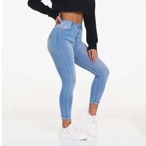 NVGTN Stretchy Light Wash Jeans